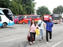 Mudik Lebaran Lebih Awal di Terminal Kalideres