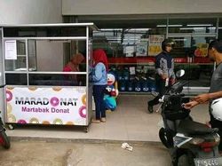 Nama Tempat Usaha yang Bikin Nyengir, Kreatif Banget!