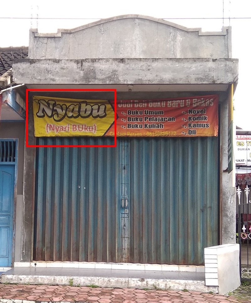 Nama tempat makan berikut ini benar-benar kreatif banget. Coba dicek, dijamin kamu bakal senyum dan mood naik lagi.