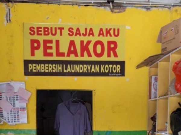 Nama Tempat Usaha yang Bikin Nyengir, Kreatif Banget!