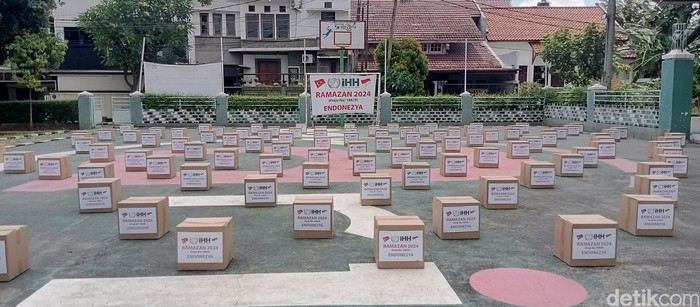 Organisasi Kemanusiaan dari Turki Berbagi 120 Paket Sembako
