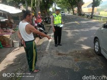 Kecelakaan Maut di Buleleng, Pemotor Tewas Terlindas Mobil