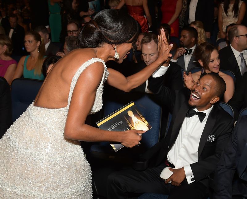 Regina King dan Ian Alexander EXCLUSIVE - Regina King, left, and Ian Alexander, Jr. attend the 67th Primetime Emmy Awards on Sunday, Sept. 20, 2015, at the Microsoft Theater in Los Angeles. (Photo by Charles Sykes/Invision for the Television Academy/AP Images)