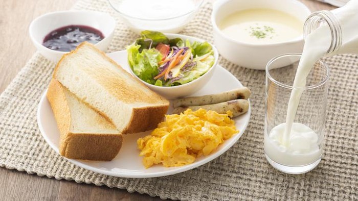 Sarapan Tiap Hari, Sebenarnya Perlu Nggak Sih? Dokter Bilang Gini