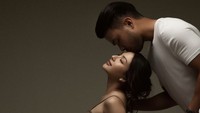Selama hamil, Jessica Mila mendapat dukungan penuh dari sang suami. Yakup bahkan hampir tidak pernah absen menemani Mila, sapaan akrab Jessica Mila, kontrol ke dokter kandungan. Foto: Instagram jscmila