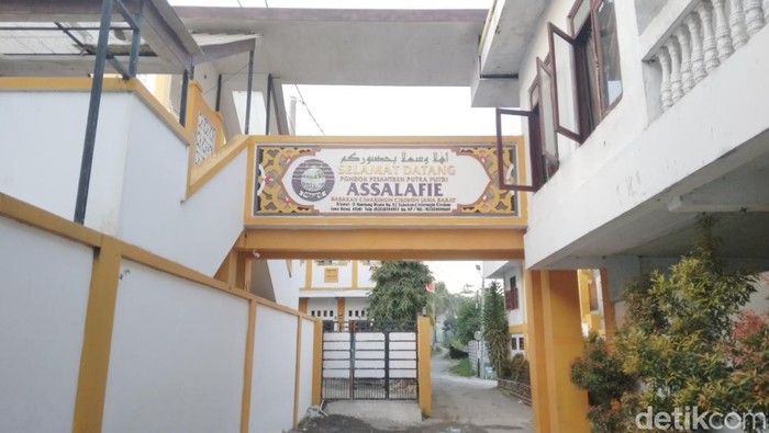 Suasana Pondok Pesantren Assalafie Babakan Ciwaringin.