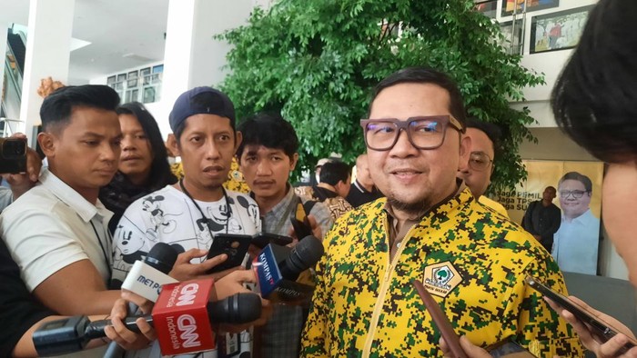 Wakil Ketum Golkar, Ahmad Dolly