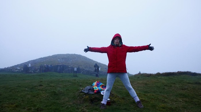 Warga Irlandia Sambut Terbit Matahari Saat Fenomena Equinox Revellers celebrate the arrival of Spring Equinox on top of Sliabh na Caillaigh at dawn to watch the sunrise during bad weather over the ancient Loughcrew megalithic cairns, in Oldcastle, Ireland, March 20, 2024. REUTERS/Clodagh Kilcoyne TPX IMAGES OF THE DAY