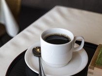 Tak Bisa Lepas Minum Kopi Saat Puasa? Simak Dampak Baik dan Buruknya