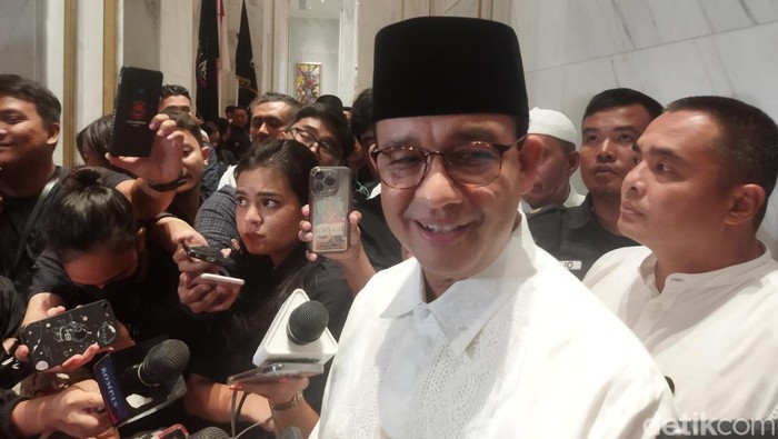 Anies Baswedan di NasDem Tower (Kurniawan Fadilah/detikcom)