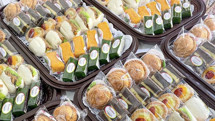 Buat Suguhan Takjil Istimewa, Ini 5 Tempat Beli Jajan Pasar Tampah