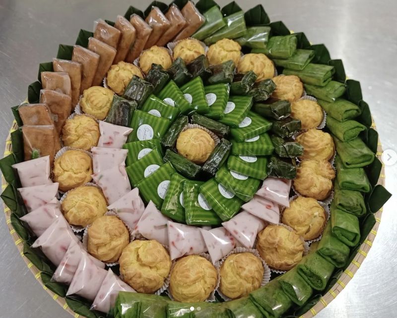Buat Suguhan Takjil Istimewa, Ini 5 Tempat Beli Jajan Pasar Tampah