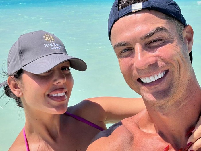 Cristiano Ronaldo di pantai Laut Merah, Arab Saudi