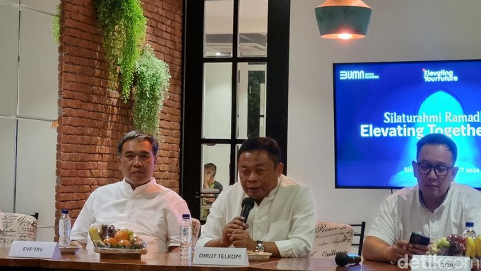 Dirut PT Telkom Ririek Adriansyah