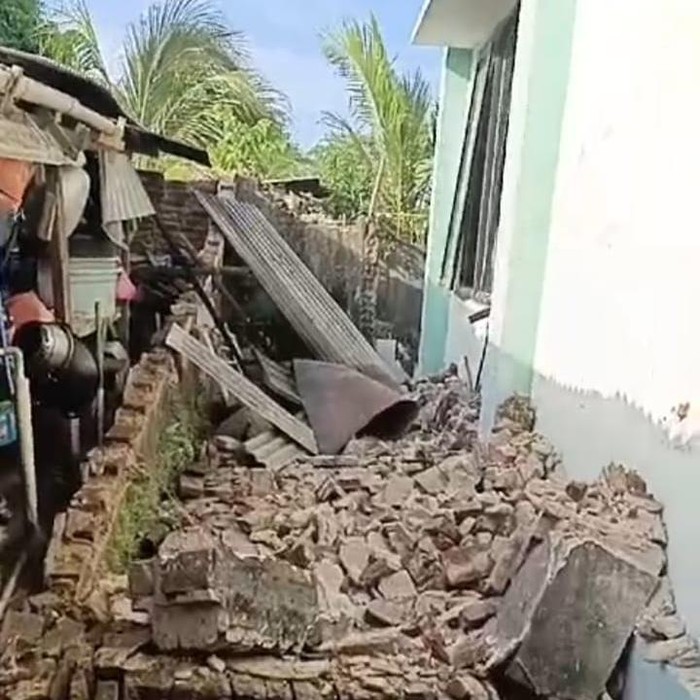 gempa tuban berdampak ke kecamatan tambak bawean gresik