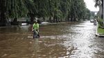 Jalan Gading Kirana Kelapa Gading Terendam Banjir