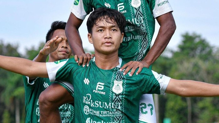 Ikhsan Chan usai mencetak gol ke gawang Semen Padang FC (Dok Instagram @official_psmsmedan)