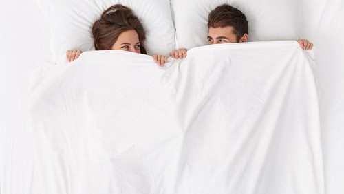 Ilustrasi pasangan bercinta