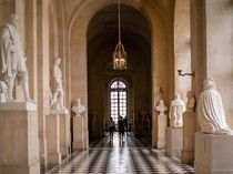 Hukum Pajangan Patung di Rumah Menurut Penjelasan Ulama