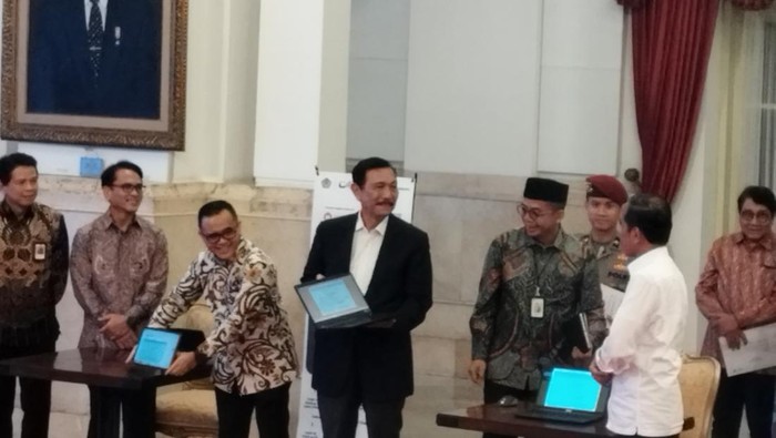 Jokowi dan para menterinya Lapor SPT Pajak