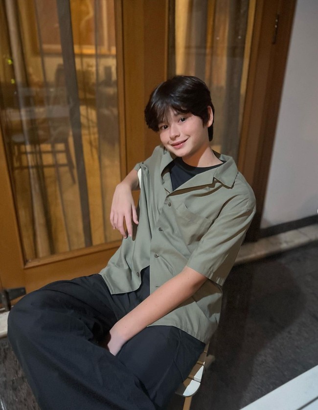 Anak kedua Tamara Bleszynski, Kenzou Lion, kini sudah semakin besar. Punya paras blasteran, penampilan Kenzou kini semakin tampan dan mencuri atensi. Foto: Instagram/@kenzoulionofficial