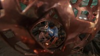 Tembaga, kuningan dan aluminium itu dibikin menjadi hiasan lampu, hiasan dinding hingga kaligrafi.