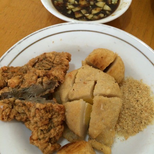 Lemak Nian! 5 Pempek Palembang Gurih Buat Buka Puasa di Rumah