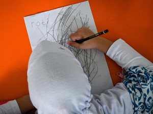 5 Tips Mendidik Anak Disabilitas agar Mandiri, Orang Tua Simak Yuk!