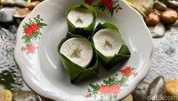 Untuk takjil berbuka puasa di sini ada Talam Ubi (Rp 6.500) dan Singkong Pelangi (Rp 6.500) yang tak kalah menarik untuk dicoba. Foto: detikFood