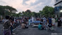 Pasien dan juga keluarga yang mejenguk juga dievakausi.