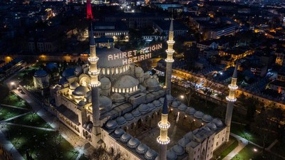 Potret Masjid Suleymaniye Turki dari Udara