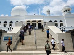 Masjid Al-Azhar Siap Tampung 13 Ribu Jemaah Salat Idul Fitri Besok