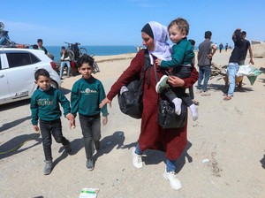Israel Masih Bombardir Gaza Walau Ada Resolusi PBB