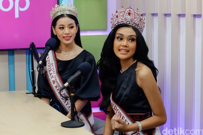Tata menyusul kesuksesan Harashta Haifa Zahra, Puteri Indonesia 2024, yang menjadi juara Miss Supranational 2024. Kontes kecantikan tersebut dihelat pada 7 Juli 2024 di Polandia. Adapun Miss Cosmo yang gelarnya dimenangkan Tata diselenggarakan pertamakalinya oleh UNICorp dan UNIMedia dengan basis di Vietnam.  Foto: Rafida Fauzia