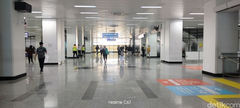 Realme C67