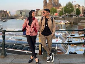 Penerbangan Terakhir Stevie Agnecya dengan Suami
