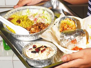 5 Rekomendasi Tempat Makan untuk Bukber di Jalan Tunjungan Surabaya
