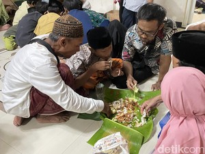 Tradisi Megibung ala Kampung Islam Kepaon di Bali