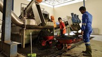 Dalam mewujudkan sanitasi yang aman di Kota Bandar Lampung, Kota Metro Lampung, dan Kota Tasikmalaya, SNV melakukan beberapa program yaitu advokasi pembentukan dan penerbitan regulasi pengelolaan air limbah domestik perkotaan, peningkatan kapasitas kelembagaan pengampu sektor sanitasi, pendampingan penyusunan dokumen perencanaan, pembentukan forum multi-pihak untuk kampanye perubahan perilaku, dan juga untuk peningkatan kualitas sarana dan prasarana sanitasi di Puskesmas. 