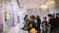 Kafenya dilengkapi dengan dua lantai yang masing-masing berfungsi sebagai galeri dan ruangan yang bisa dipakai untuk workshop, gathering, atau acara lain. Foto: Courtesy of 2Madison Art and Gallery Jakarta