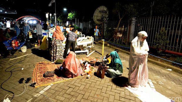Sebanyak 160 Pasien RS Unair di evakuasi dampak gempa Tuban M 6,5