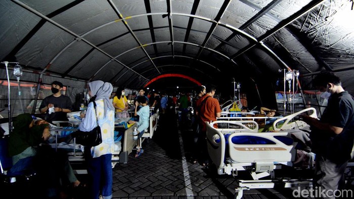 Sebanyak 160 Pasien RS Unair di evakuasi dampak gempa Tuban M 6,5