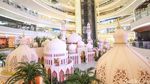 Dekorasi Masjid Megah Semarakkan Ramadan di Pusat Perbelanjaan