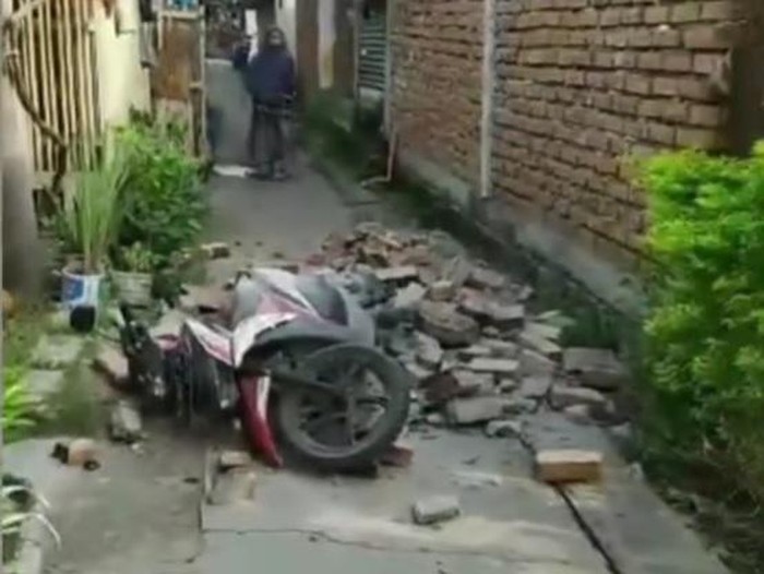 Gempa Tuban di Lamongan