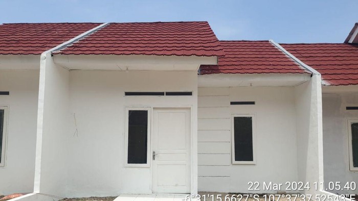Tampilan depan rumah di Jasmine Residence 1