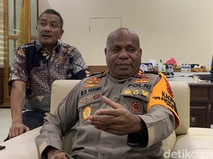 Polda Papua Kirim 1 Peleton Brimob Kejar KKB Penembak 2 Polisi di Paniai