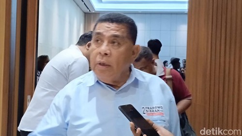 Ketua DPD Gerindra NTT, Esthon Foenay.