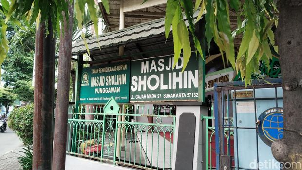 Masjid Sholihin, Solo
