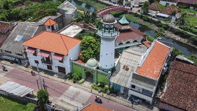 Mengenal Cagar Budaya Masjid Menara Layur di Semarang