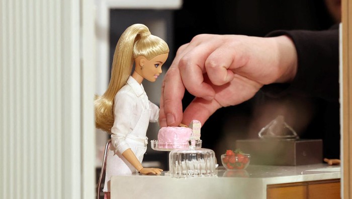 The new and old versions of the classic Barbie dolls are on display at Mattel Design Center in El Segundo, California, U.S., February 22, 2024. REUTERS/Mario Anzuoni